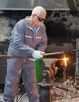 How Marine Engineering Companies Support Dry Docking and Overhauls